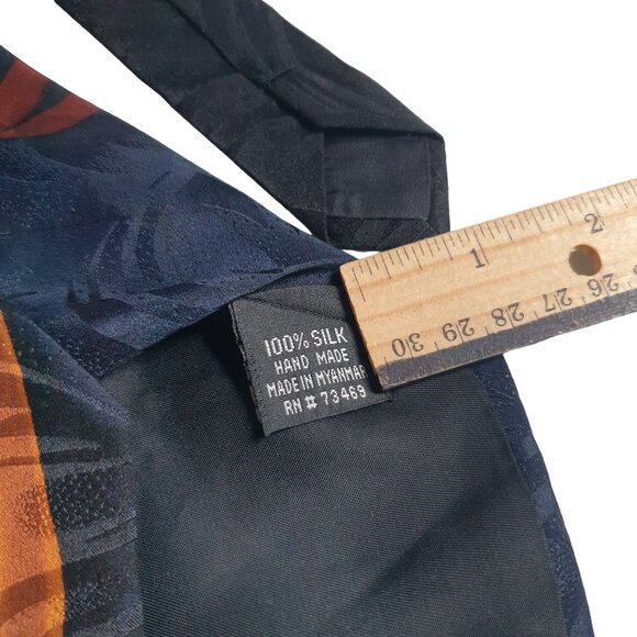 Looney Tunes Mania Taz Silk Necktie Basketball 1995 Vintage Sports Cartoon - Picture 5 of 5